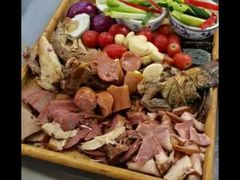 -湘渝人家·川湘菜(十里河店)