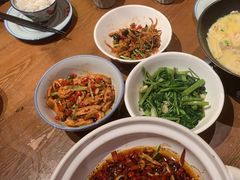 -老湘村·湖南土菜(天河维多利店)