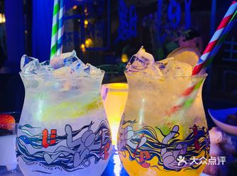 上下杭来一次就上瘾伊燃音乐餐吧