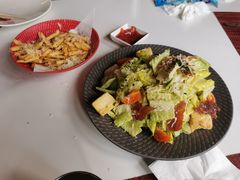 -WOLFGANG PUCK KITCHEN & BAR(迪士尼小镇店)