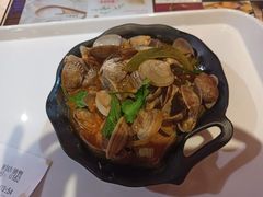 -何记花甲(海岸城旗舰店)
