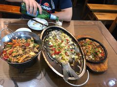 -临街徽菜馆·正宗黄山味