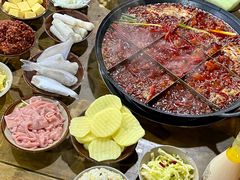 -正南齊北重庆老火锅(光华村直营店)