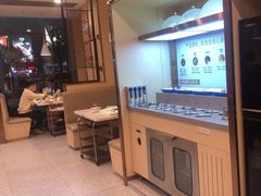 -七欣天香辣蟹火锅(闵行浦江欢乐颂店)