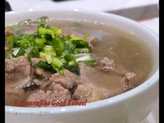 奔跑牛肉汤-犇逸·乐山跷脚牛肉·四川现炒(览海店)