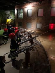 -点点梦想城(鑫苑都汇店)