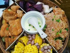 -黄桷树曹家私房菜(江与城店)