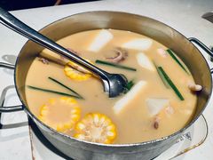 -肥仔文澳门猪骨煲(南京西路店)