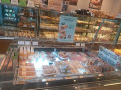 -巴黎贝甜(大宁国际商业广场店)