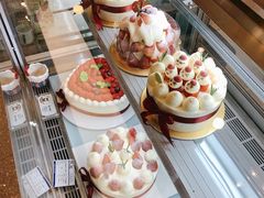-花花卷卷·鲜食蛋糕(静安久光百货店)