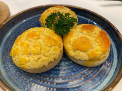 酥皮叉烧包-白天鹅宾馆-宏图府餐厅