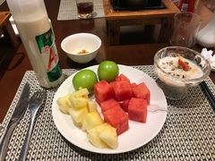 -南湖名都·景湖轩全日制餐厅·海鲜自助·东南亚风味·临湖而食