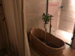 -苑苑vbeauty科技美容SPA