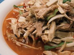 -乡村馕坑肉·烧烤·新疆菜·本地人更爱吃(阿勒泰首店)