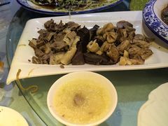 -老六杀猪菜(进乡街店)