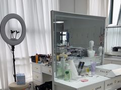 -米游妙妙屋cosplay换装自拍摄影体验馆