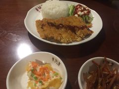 猪排饭-第二外国语学院-韩国餐厅(朝阳路店)