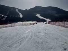 -鳌山滑雪度假区