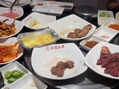 -木槿花韩式炭烤·熟成肉工坊(孙文东路店)