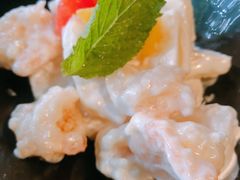 凤梨虾球-穹六人间 people 6(岳阳路店)