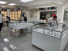 -潘多拉眼镜·蔡司依视路明月(潘家园店)