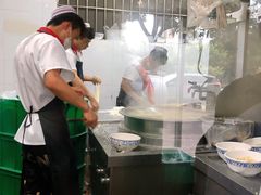-吾穆勒蓬灰牛肉面·清真(北滨河中路店)