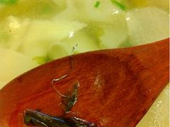 小馄饨里吃出啥-星巴克臻选(杭州良渚文化村店)