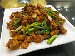 宅门桃仁剔骨鸡-金阁家常菜(贵阳路店)