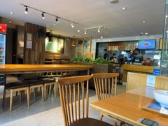 -呷佬·长沙手工米粉(金沙江路店)