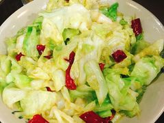 手撕包菜-潇湘阁(昆泰国际大厦店)