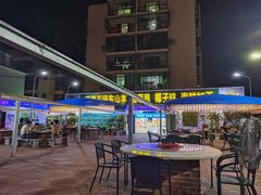 -墨脱石锅椰子鸡•香草鸭•东山羊(大东海店)