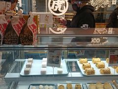面包甜点陈列柜-虎头局·渣打饼行(五一新干线店)