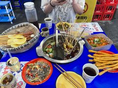 -马路边边串串香(苗栗路店)