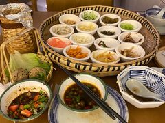 -包整·丝娃娃(一览甲秀楼风景店)