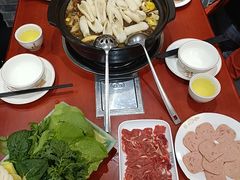 -菌之家·专业纯野生菌火锅·特色炒菌