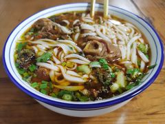 -矮子粉店1985·长沙米粉(湘春路店)