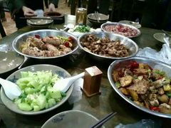 -辣盆盆麻辣小龙虾(哈尔滨总店)