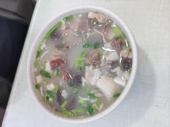 -何记羊汤馆(丽水佳源店)
