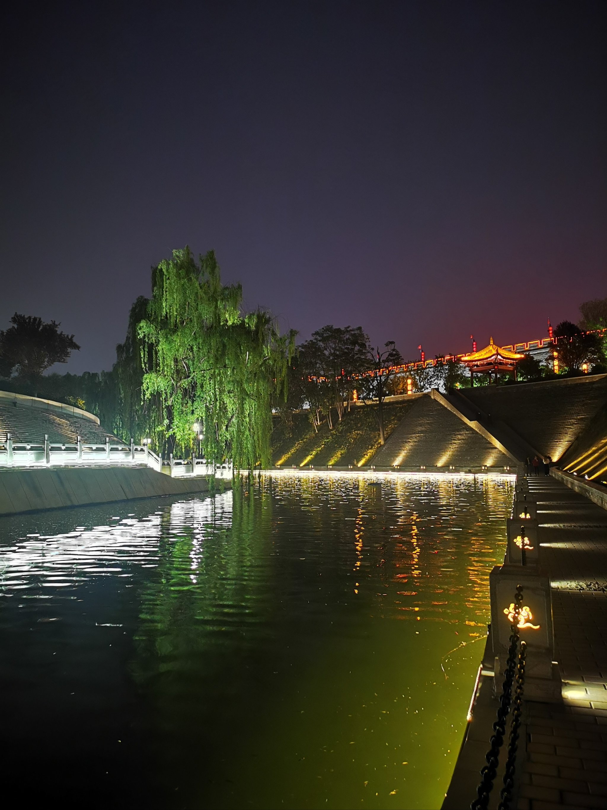 西安夜景 护城河图片