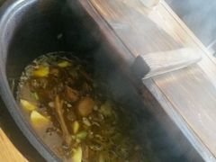-70後铁锅炖(坡博总店)