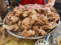 -肖肖酸萝卜鱼火锅(总店)