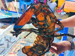 -霞涌市场海鲜摆卖区