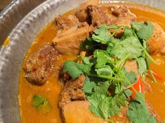 火烧瓦罐牛腩-吃饭皇帝大土家民族菜(正大广场店)