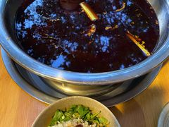 -肖肖酸萝卜鱼火锅(总店)