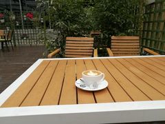 -桉树林A coffee 森林餐厅(三圣乡店)