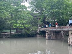 -汇龙潭