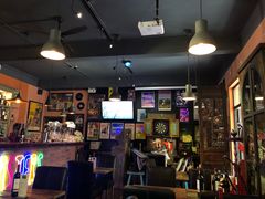 -SISTERS BAR RESTAURANT川意酒馆(嘉善老市H楼店)
