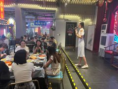 -里堂派对·独栋团建聚会小院轰趴馆(三圣乡店)