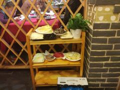 -玉龙居(二中店)