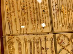-恒一珠宝·回收黄金钻石奢侈品(灵岩南路店)